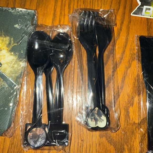 Call of Duty 104 Piece Military Themed Happy Birthday Decorations - Picture 16 of 16